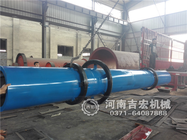 小型單筒沙子烘干機發(fā)貨現場