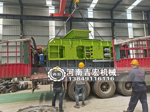 生石灰破碎設備對比：雙齒輥破VS錘破，誰更經濟實用？